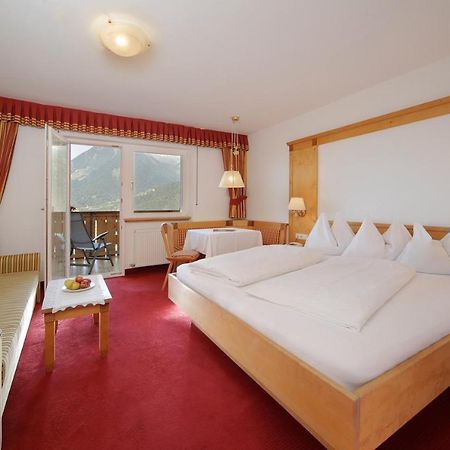Family Hotel Gutenberg Шена Екстер'єр фото