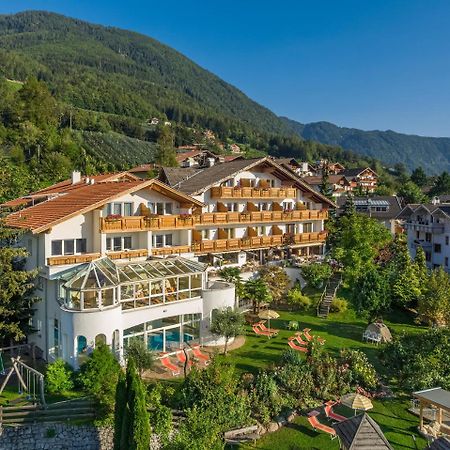 Family Hotel Gutenberg Шена Екстер'єр фото