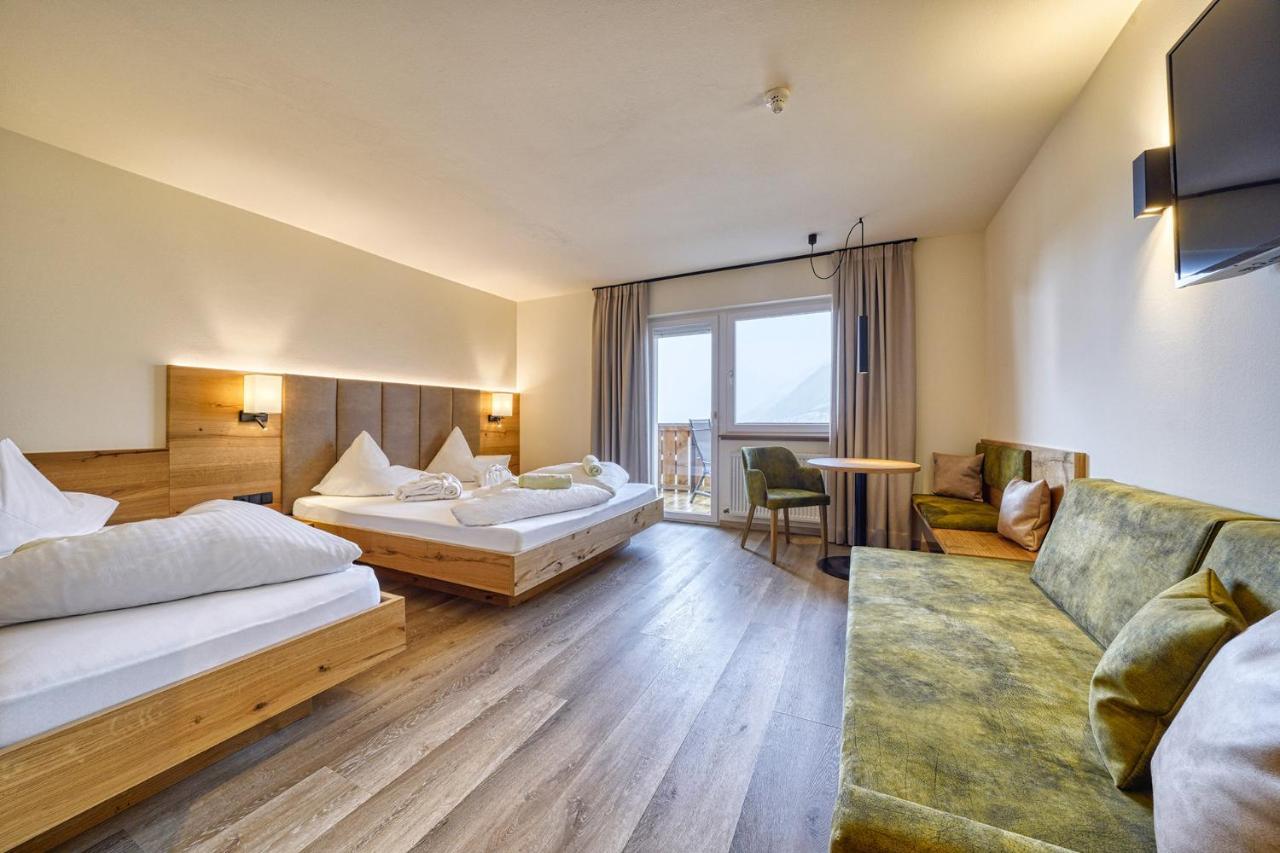 Family Hotel Gutenberg Шена Екстер'єр фото