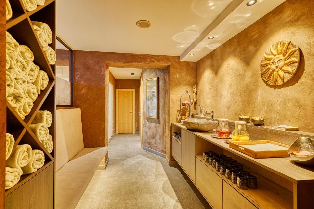 Family Hotel Gutenberg Шена Екстер'єр фото