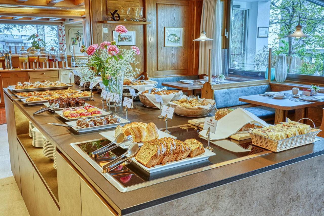 Family Hotel Gutenberg Шена Екстер'єр фото