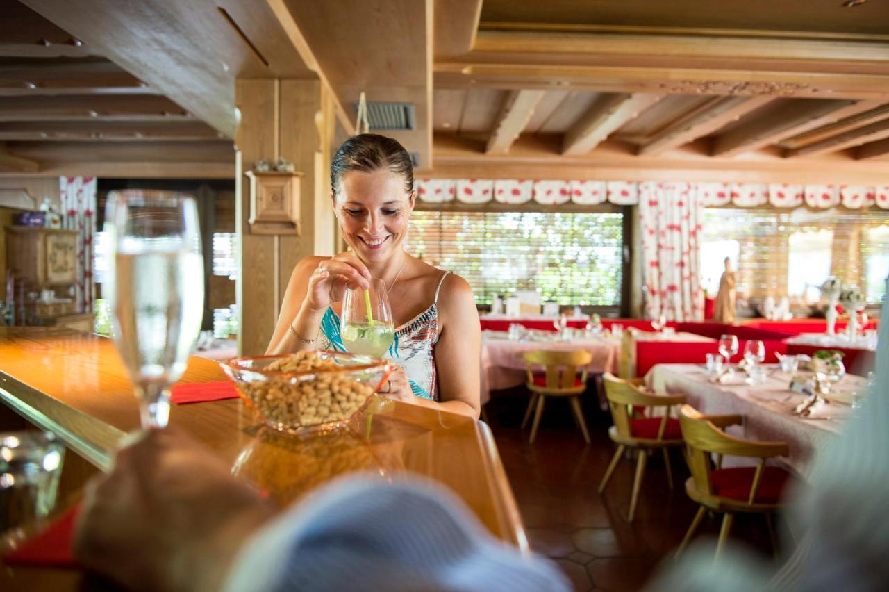 Family Hotel Gutenberg Шена Екстер'єр фото
